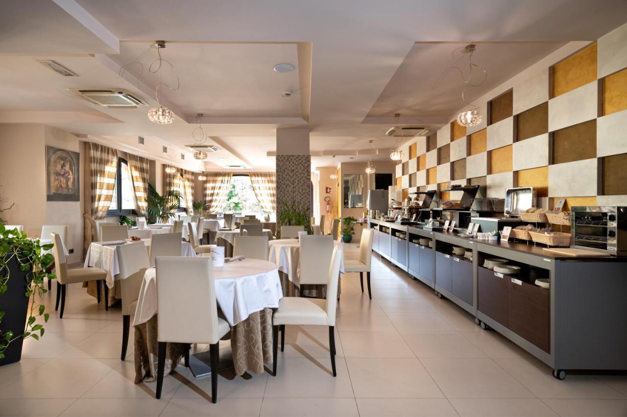 Hotel La Cartiera Виньола Экстерьер фото